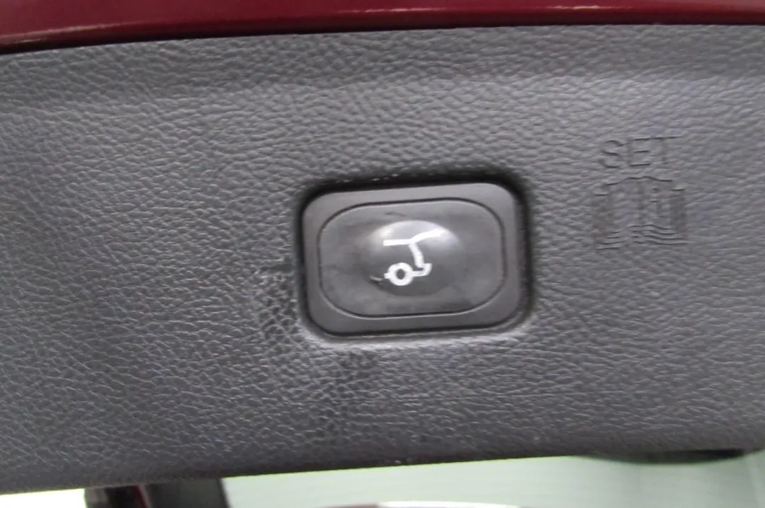 2016 Ford Edge - 2FMPK3K99GBB49372 - Image #30