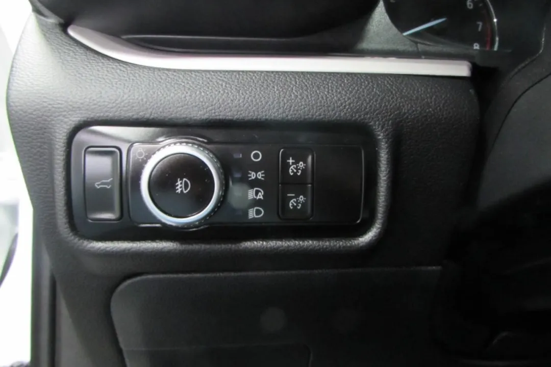2023 Ford Explorer - 1FMSK8DH2PGA61199 - Image #14