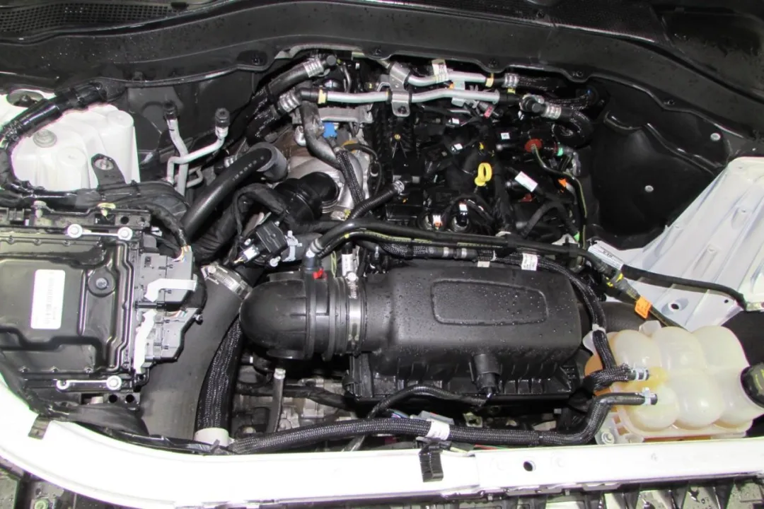2023 Ford Explorer - 1FMSK8DH2PGA61199 - Image #8