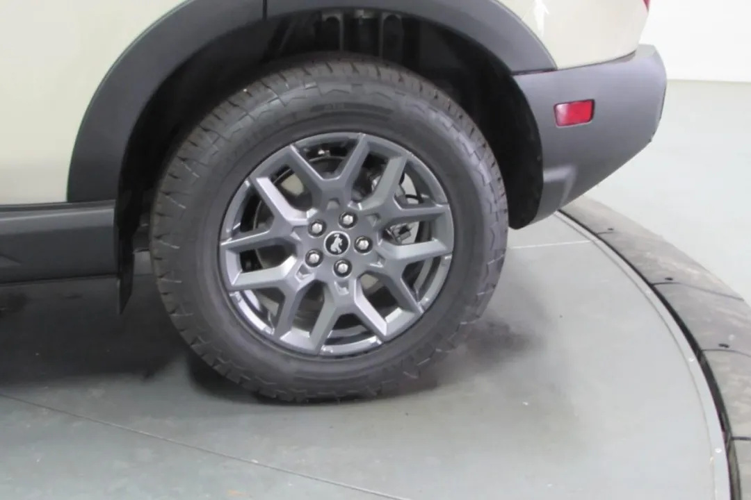 2025 Ford Bronco Sport - 3FMCR9BN3SRE65077 - Image #10