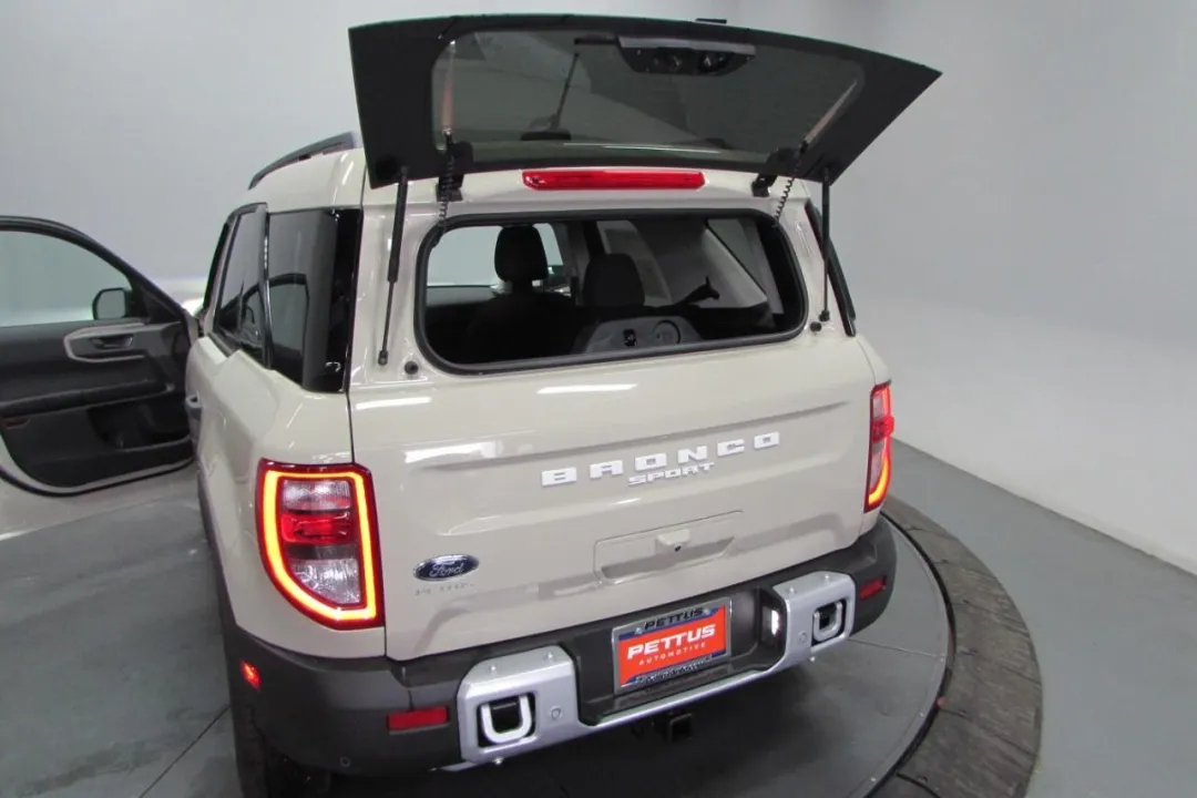 2025 Ford Bronco Sport - 3FMCR9BN3SRE65077 - Image #31