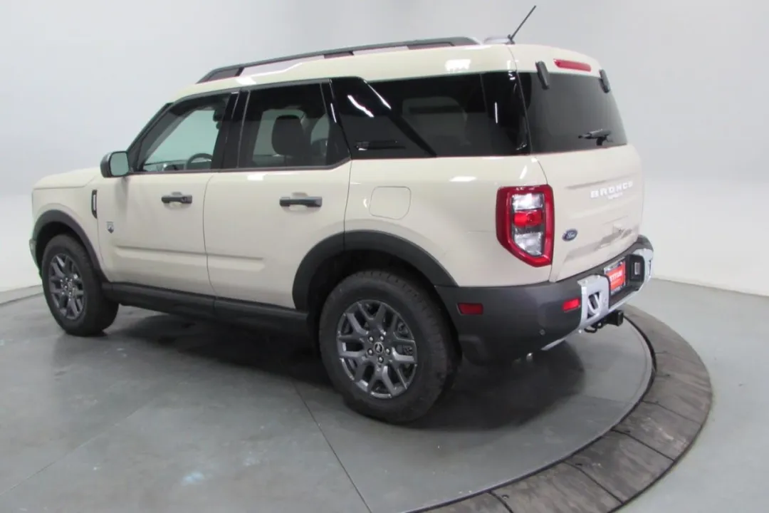 2025 Ford Bronco Sport - 3FMCR9BN3SRE65077 - Image #6